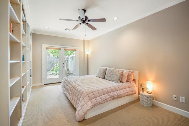 1013 Crocker Street, Houston, TX 77019