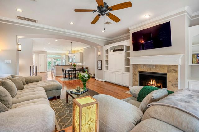 1013 Crocker Street, Houston, TX 77019