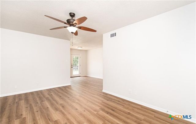 1 Cliffside Drive, Belton, TX 76513