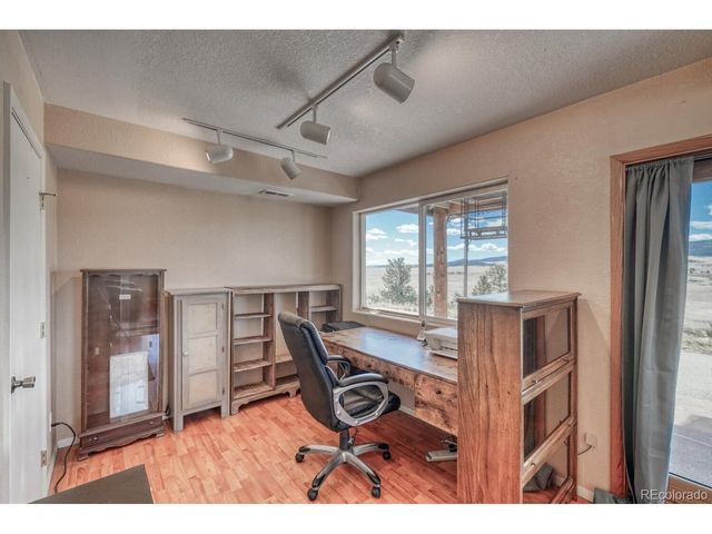 229 Ladigo Ln, Hartsel, CO 80449