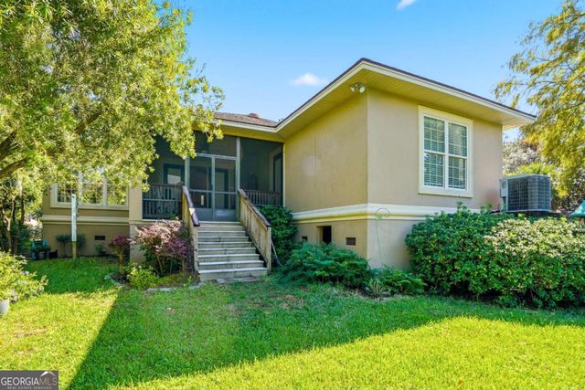 135 Stewart Street, St. Simons, GA 31522