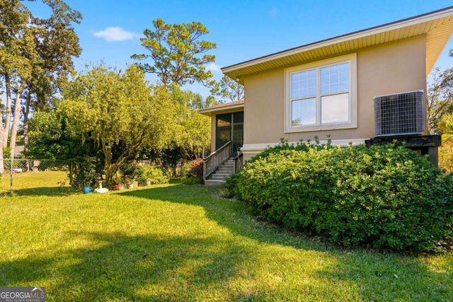 135 Stewart Street, St. Simons, GA 31522