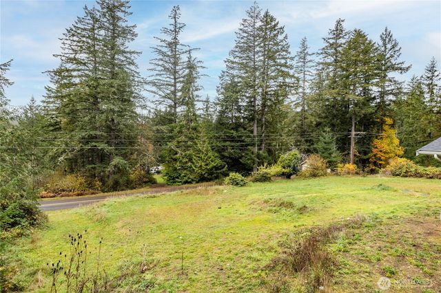 161 Oak Street, Quilcene, WA 98376