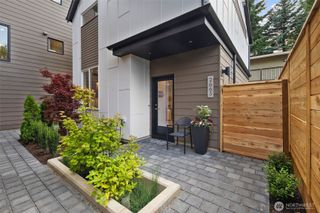 2665 51st Ave SW, Seattle, WA 98116