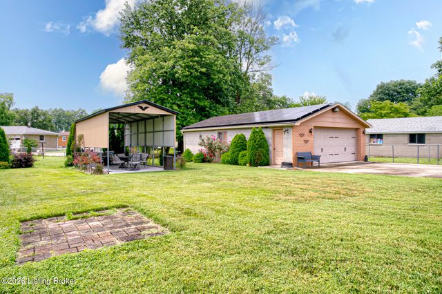 4926 Determine Ln, Louisville, KY 40216