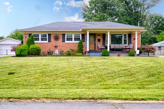 4926 Determine Ln, Louisville, KY 40216