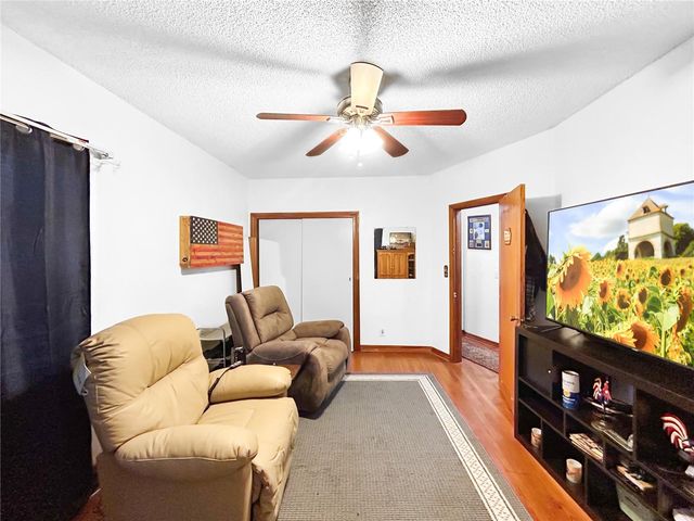 502 WOLFE STREET, Wildwood, FL 34785