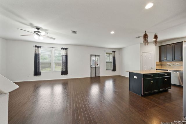 9947 COWBOY LN, San Antonio, TX 78254