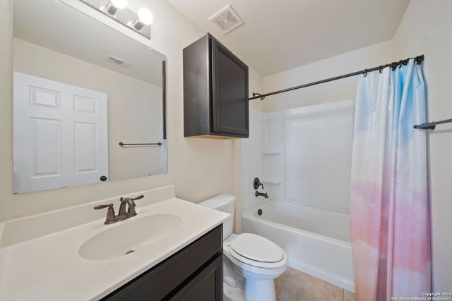 9947 COWBOY LN, San Antonio, TX 78254