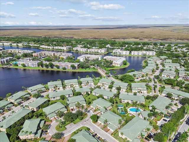 7937 EXETER Circle E 102, Tamarac, FL 33321