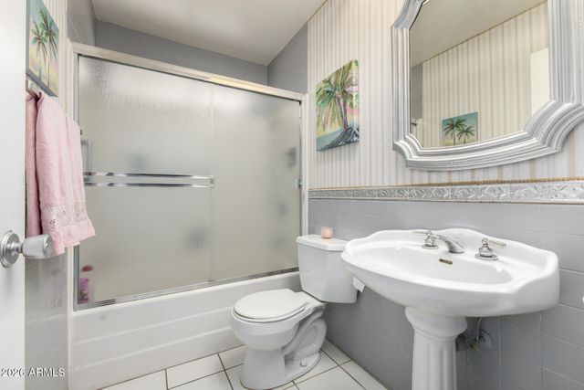 10415 W CINNEBAR Avenue, Sun City, AZ 85351