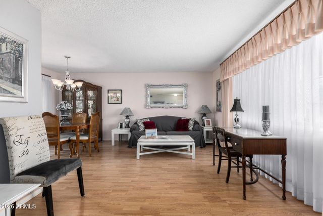 10415 W CINNEBAR Avenue, Sun City, AZ 85351