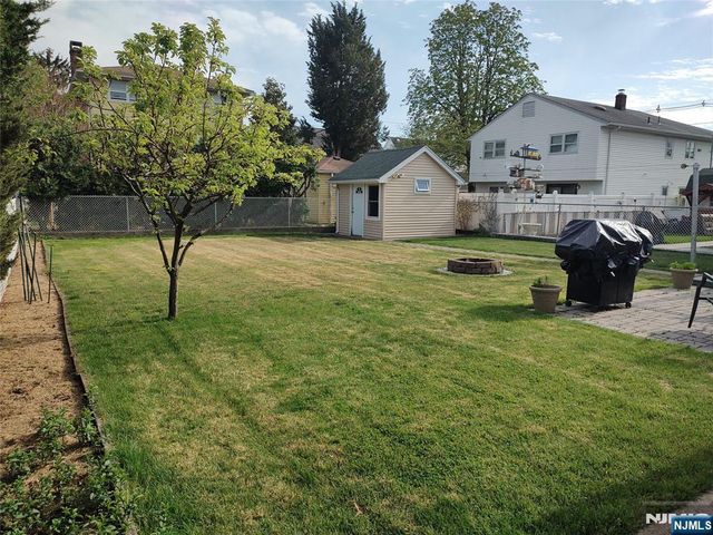 190 Martha Avenue, Elmwood Park, NJ 07407