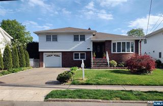190 Martha Avenue, Elmwood Park, NJ 07407