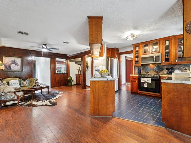 2507D Calder Drive, League City, TX 77573