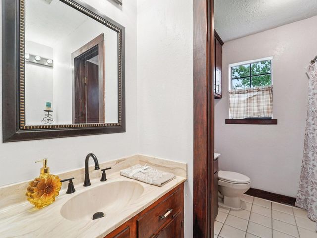 2507D Calder Drive, League City, TX 77573