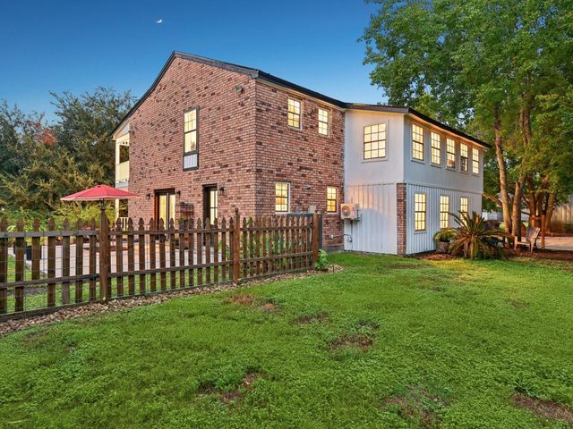 2507D Calder Drive, League City, TX 77573