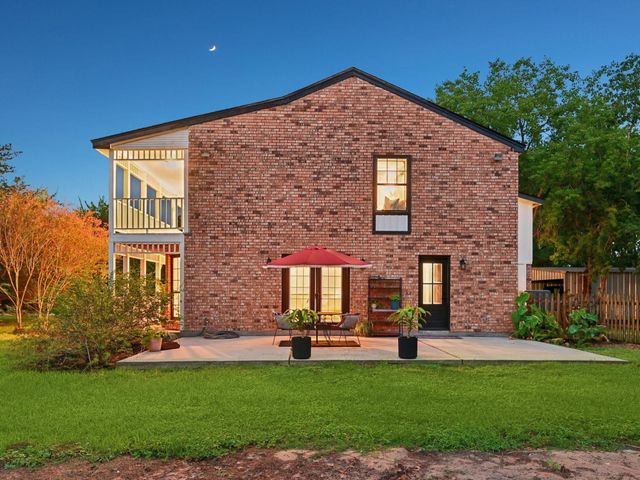 2507D Calder Drive, League City, TX 77573
