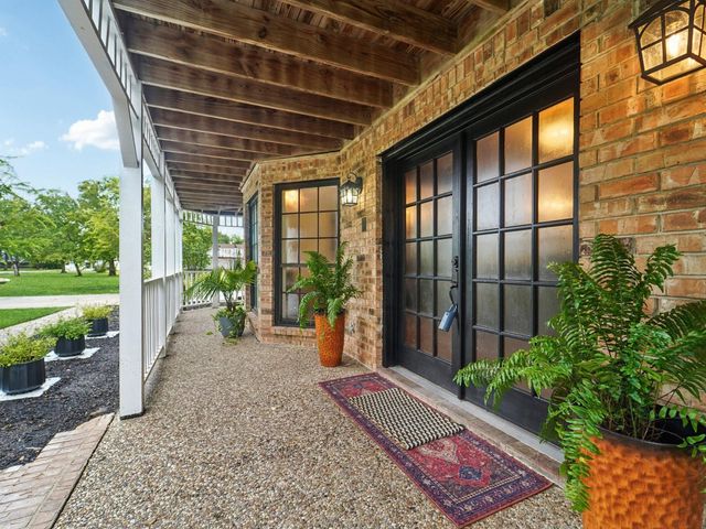 2507D Calder Drive, League City, TX 77573