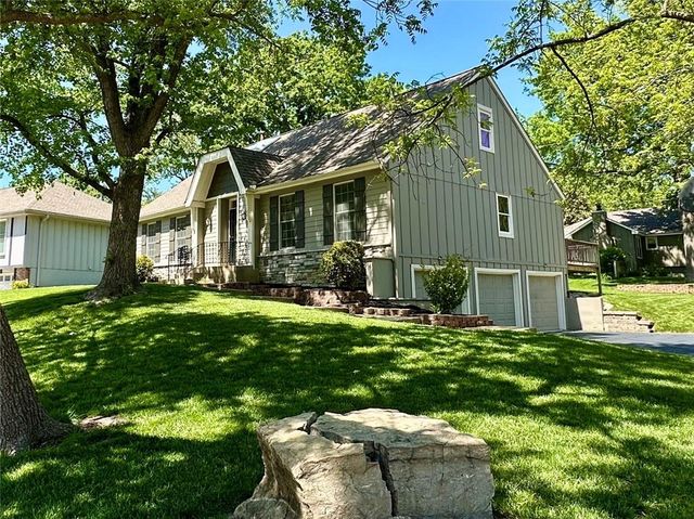 12802 W 101st Street, Lenexa, KS 66215