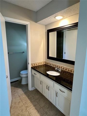 12802 W 101st Street, Lenexa, KS 66215