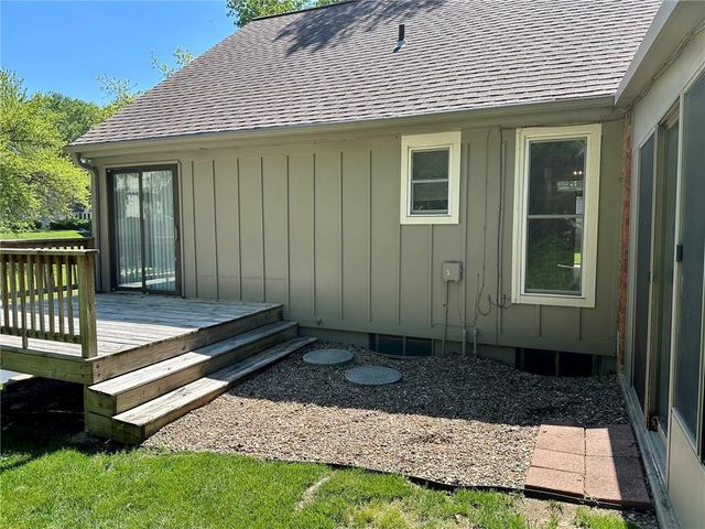 12802 W 101st Street, Lenexa, KS 66215