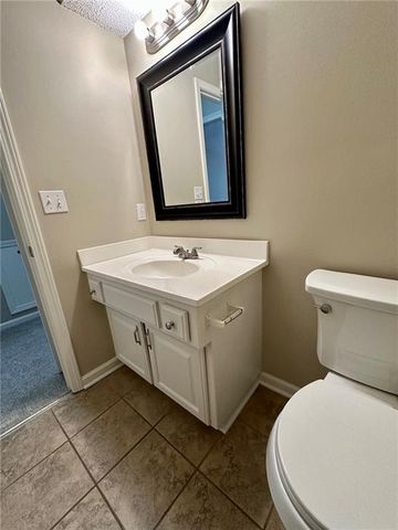 12802 W 101st Street, Lenexa, KS 66215