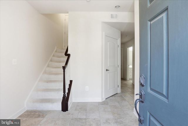 24643 RED LAKE TER, Sterling, VA 20166