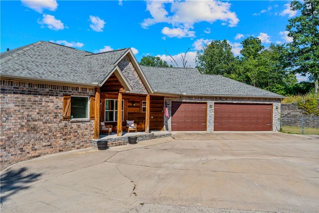 8662 Woods Road, Rogers, AR 72756