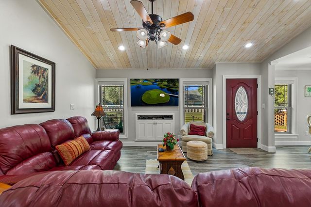 10064 Kings Rd., Myrtle Beach, SC 29572