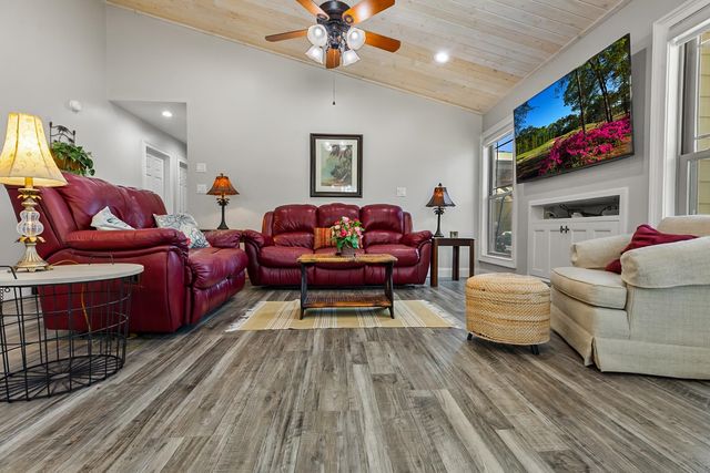 10064 Kings Rd., Myrtle Beach, SC 29572