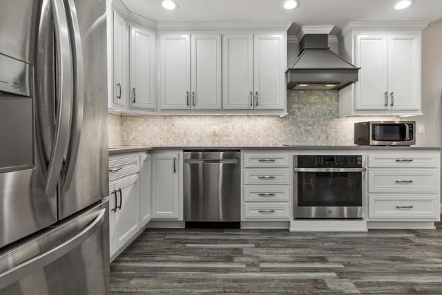 10064 Kings Rd., Myrtle Beach, SC 29572