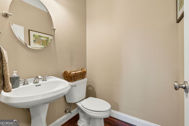 1041 Spring Lake Drive, Bishop, GA 30621