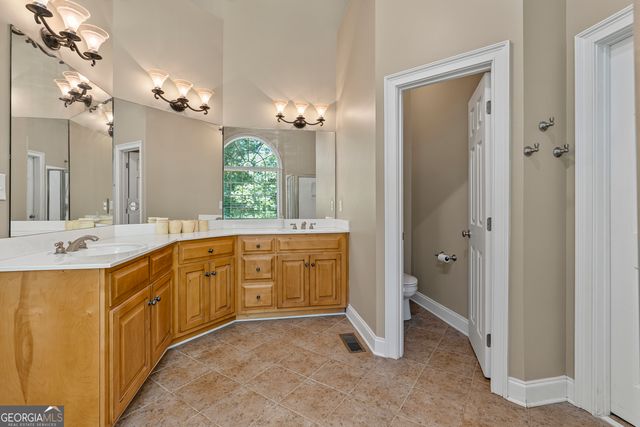 1041 Spring Lake Drive, Bishop, GA 30621