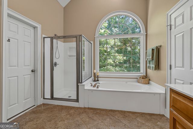 1041 Spring Lake Drive, Bishop, GA 30621