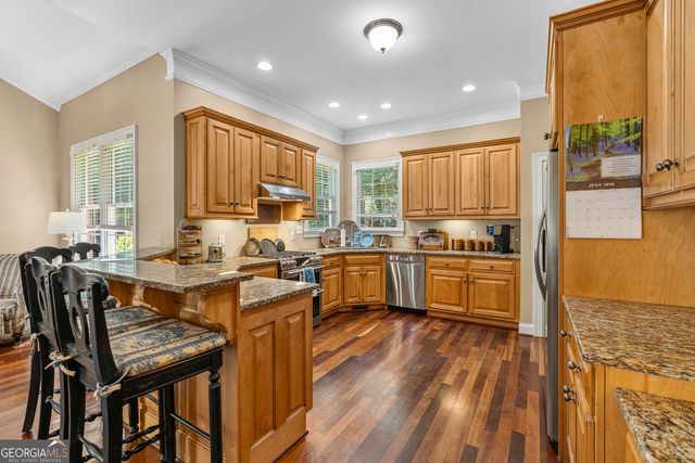 1041 Spring Lake Drive, Bishop, GA 30621
