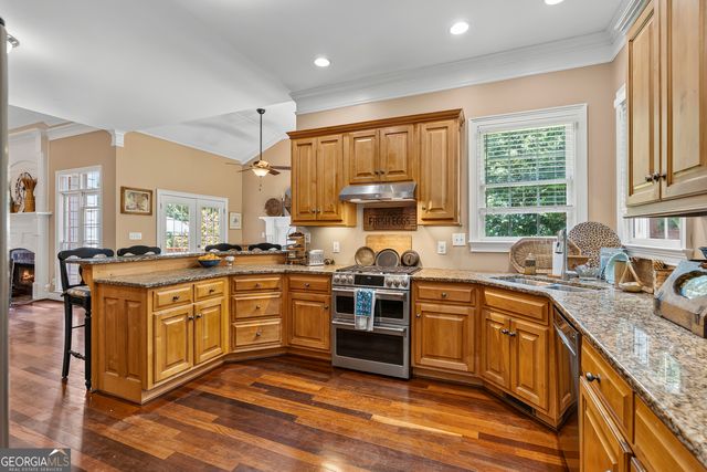 1041 Spring Lake Drive, Bishop, GA 30621