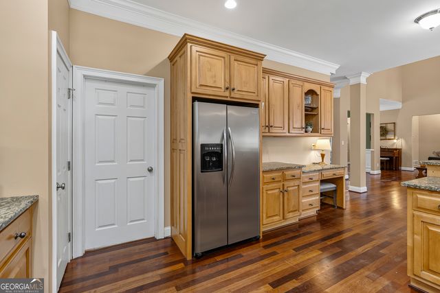 1041 Spring Lake Drive, Bishop, GA 30621