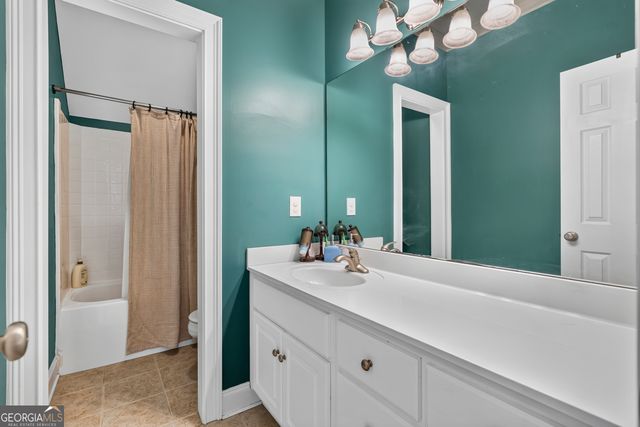 1041 Spring Lake Drive, Bishop, GA 30621