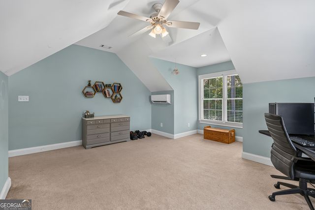 1041 Spring Lake Drive, Bishop, GA 30621