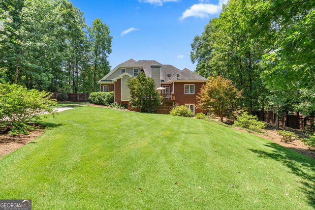 1041 Spring Lake Drive, Bishop, GA 30621