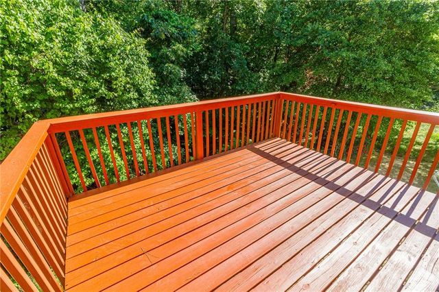 2017 Preserve Creek Way, Loganville, GA 30052