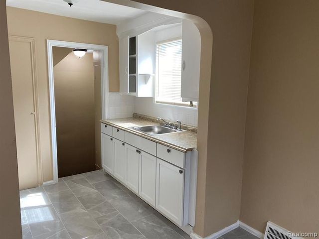 18612 Marx Street, Detroit, MI 48203