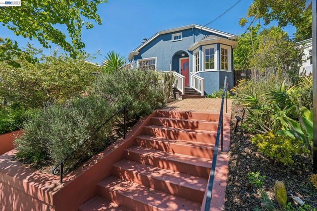 285 Adams St, Oakland, CA 94610