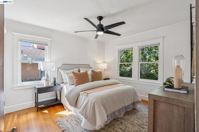 285 Adams St, Oakland, CA 94610