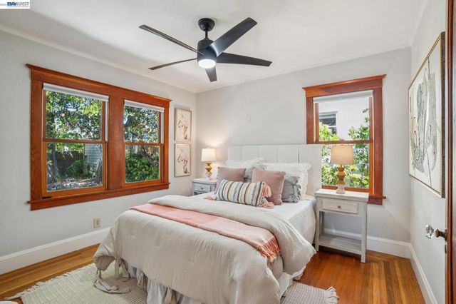 285 Adams St, Oakland, CA 94610