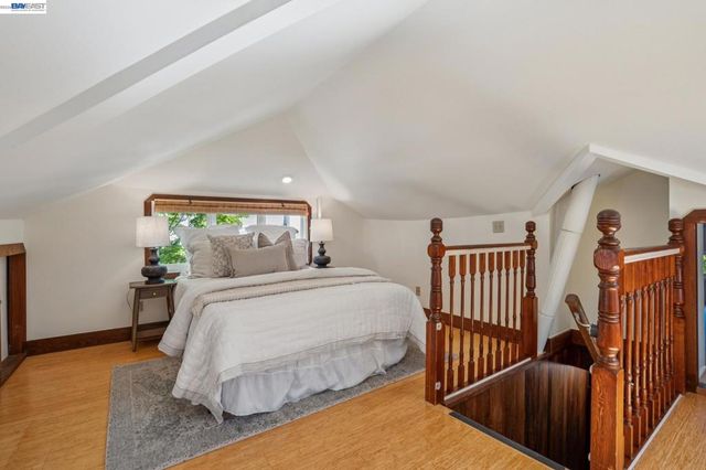 285 Adams St, Oakland, CA 94610