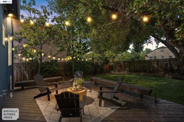 285 Adams St, Oakland, CA 94610