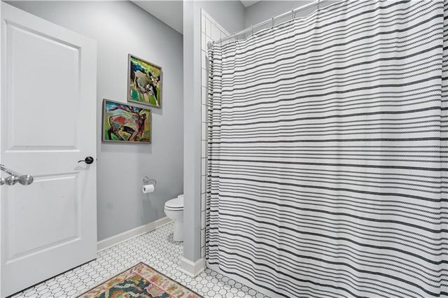 3835 W 180th Terrace, Stilwell, KS 66085