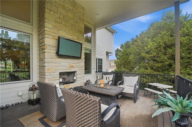 3835 W 180th Terrace, Stilwell, KS 66085